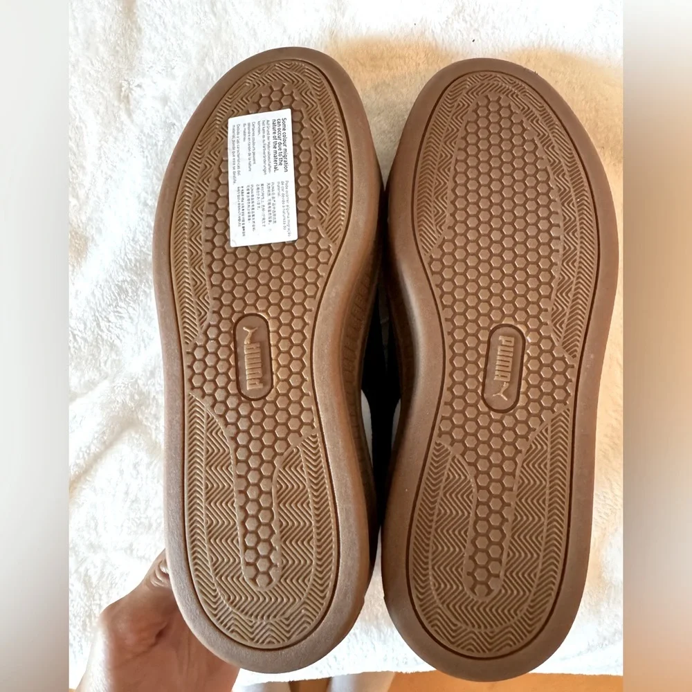 Puma Smash Platform Casual White Sneakers with Black and Gum Accents Size 9 NWT - Picture 9 of 9